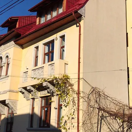 Cozy Flat In Near Old Town